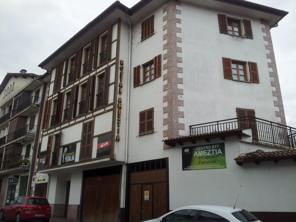 Hostal Ameztia Doneztebe Zewnętrze zdjęcie